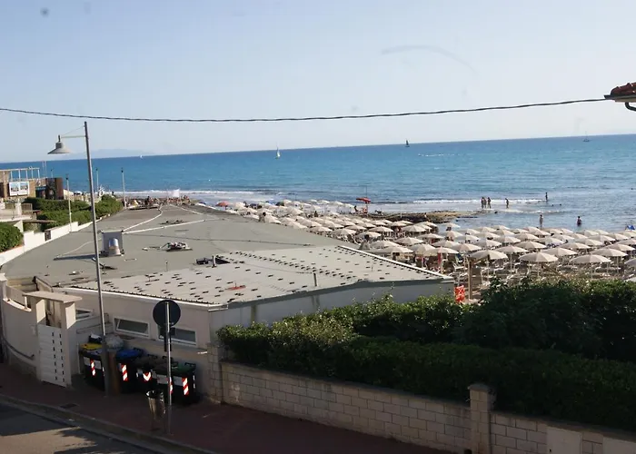 Castiglioncello Blue Nest